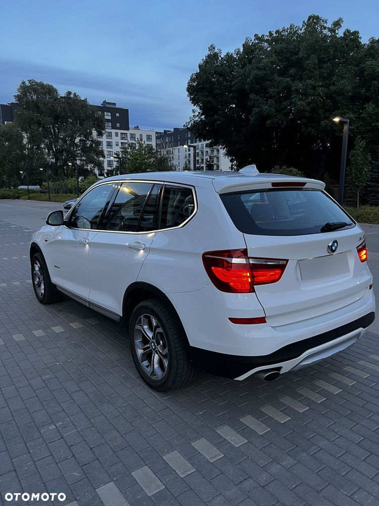 BMW X3 xDrive20d xLine - 24