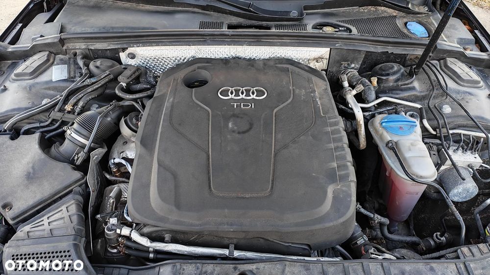 Audi A4 Avant 2.0 TDI DPF clean diesel S line Sportpaket - 39