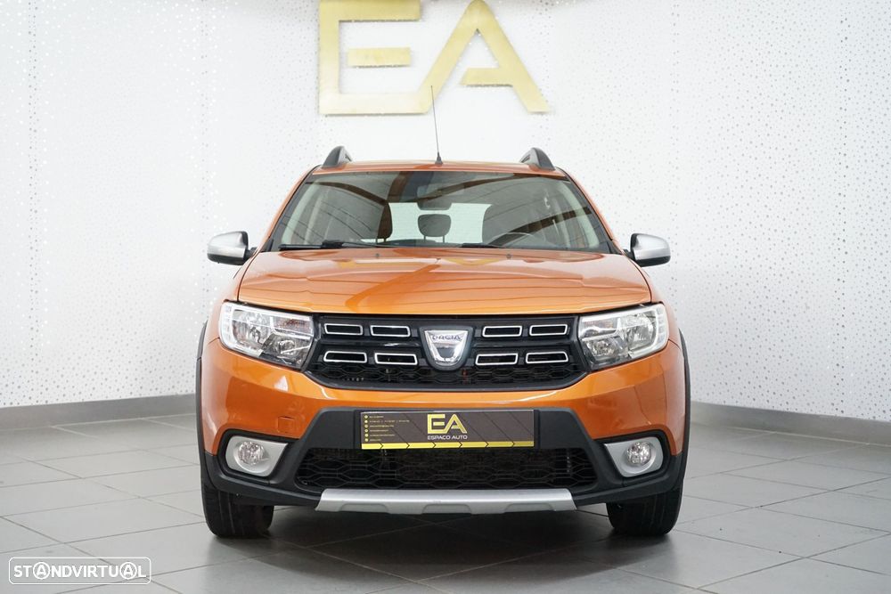 Dacia Sandero Stepway TCe 90 Easy-R S&S Celebration - 2