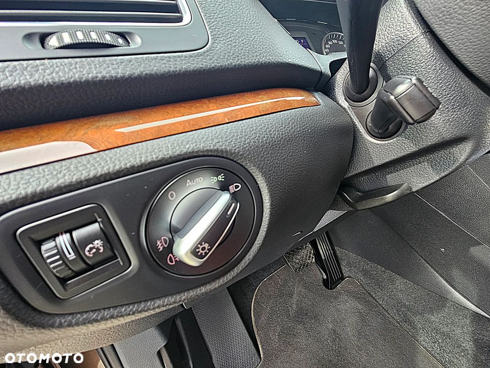 Volkswagen Sharan - 21