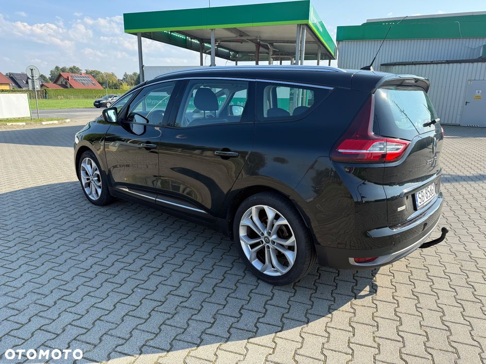 Renault Scenic - 5