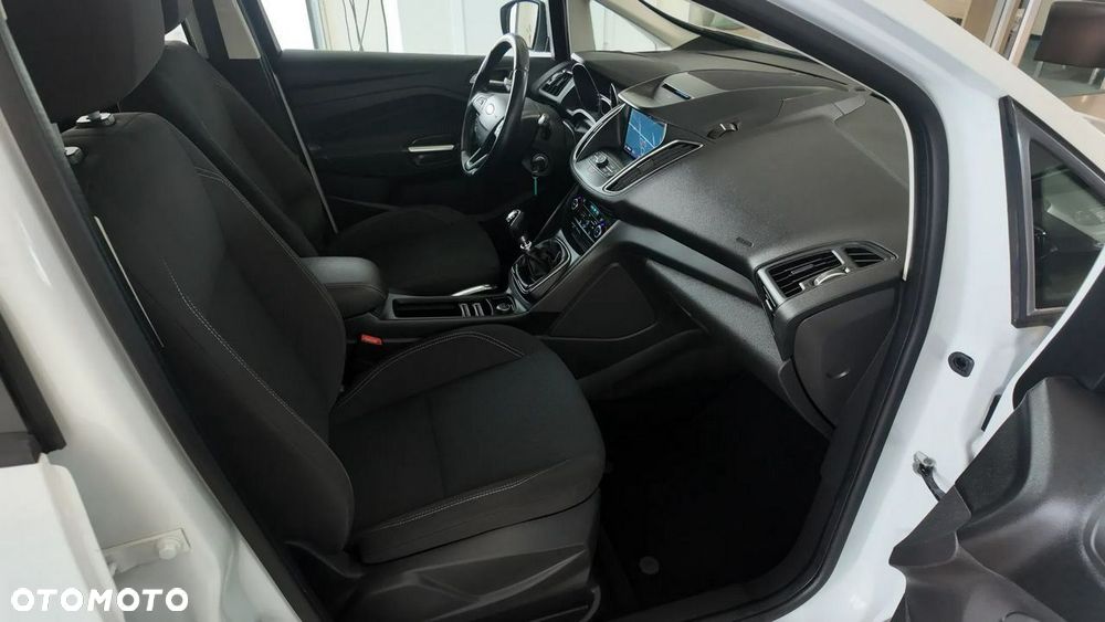 Ford C-MAX - 17