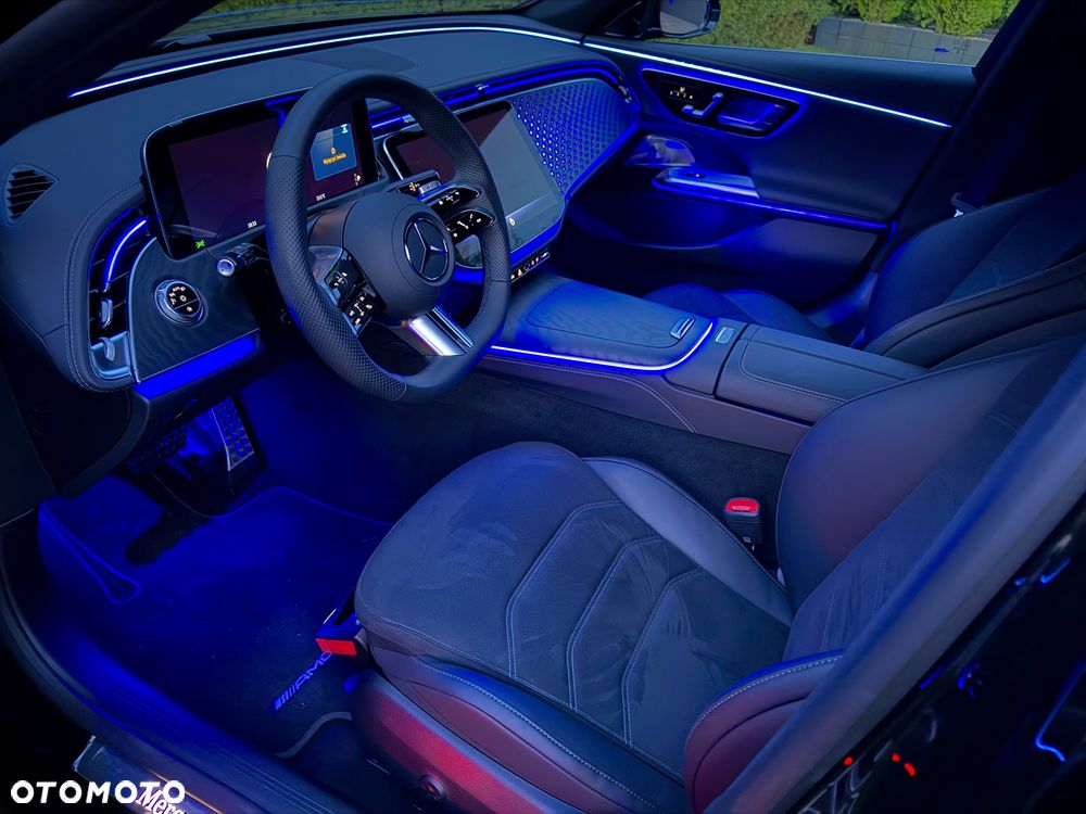 Mercedes-Benz Klasa E 220 d mHEV 4-Matic AMG 9G-Tronic - 34