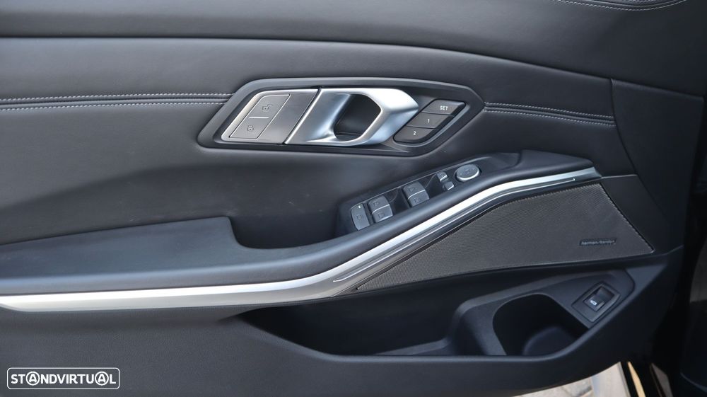 BMW M3 Competition - 14