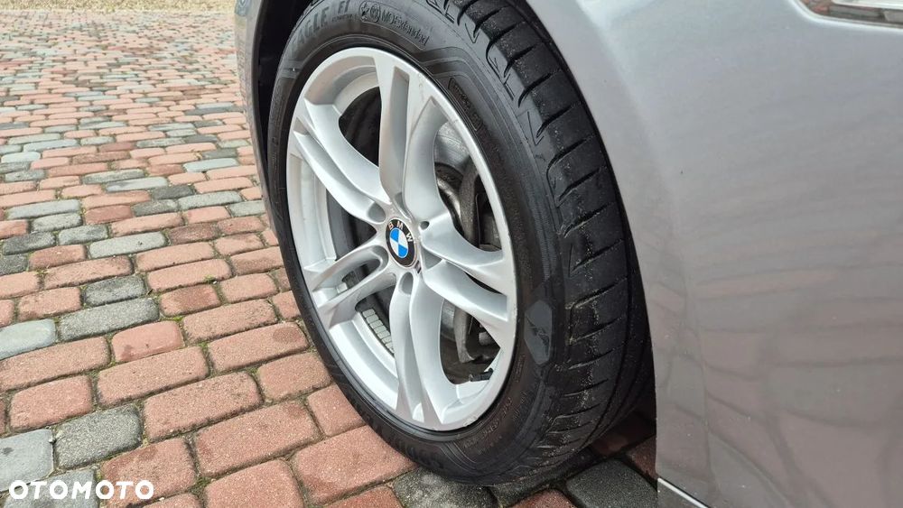 BMW Seria 5 535d Touring Sport-Aut Luxury Line - 17