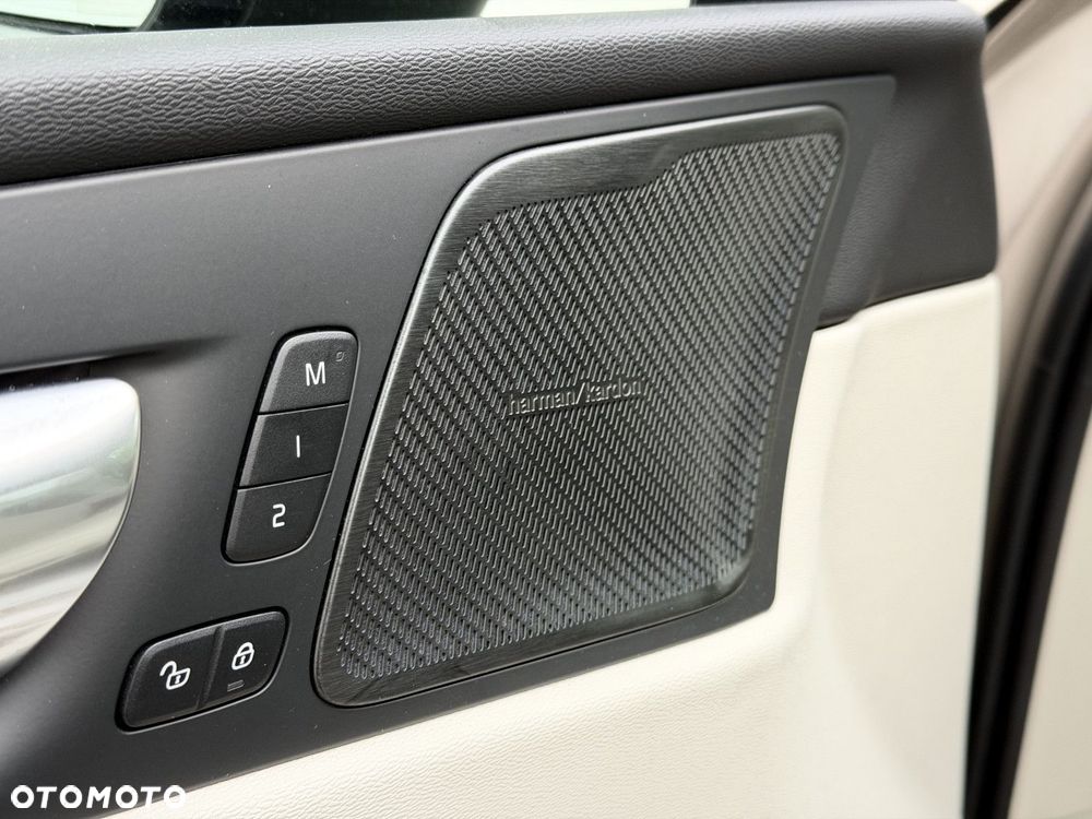 Volvo XC 60 - 20