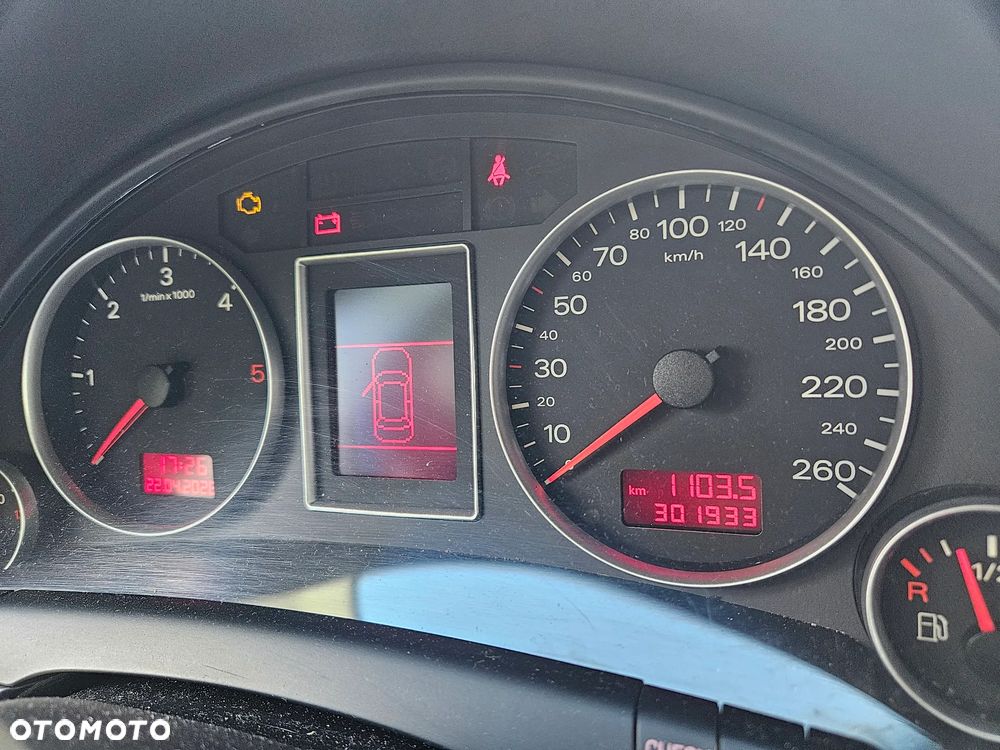 Audi A4 Avant 2.0 TDI DPF quattro - 20