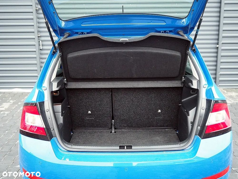 Skoda Fabia 1.0 TSI Ambition - 12