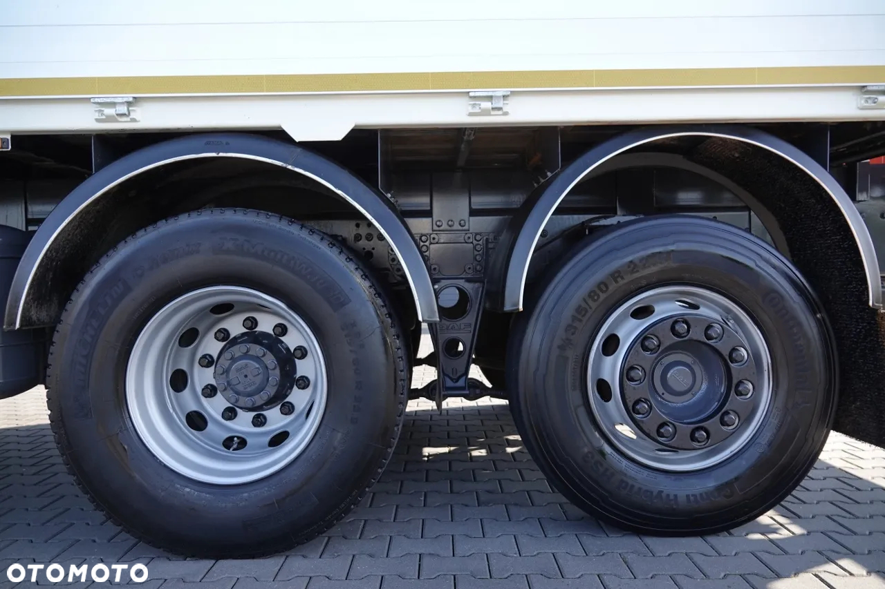 DAF CF 370 / 6x2 / SKRZYNIOWY - paka: 6,4 m / + HDS PALFINGER PK 18002 - max 6 000 kg / PILOT / EURO 6 / OŚ PODNOSZONA - 25