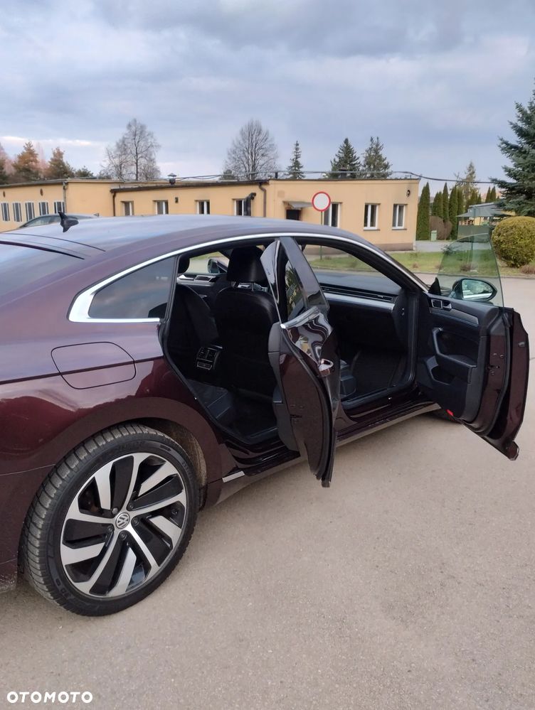 Volkswagen Arteon 2.0 TDI SCR 4Motion DSG R-Line Edition - 16