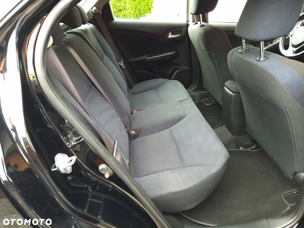 Honda Civic 1.8 i-VTEC Comfort - 29