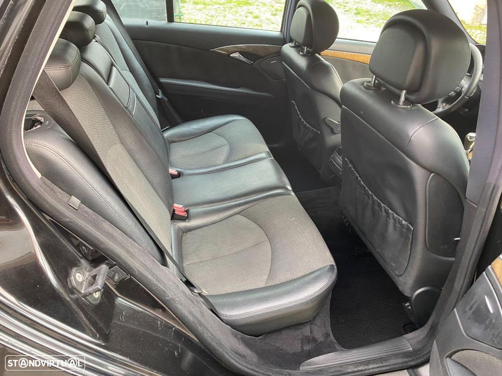 Mercedes-Benz E 220 CDI Avantgarde - 22