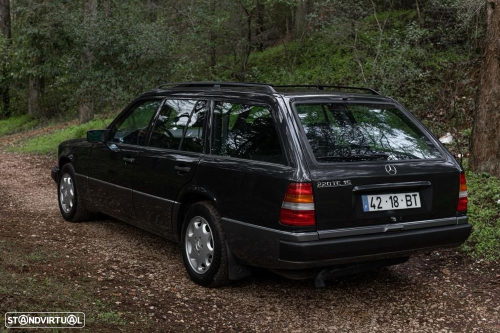 Mercedes-Benz E 220 Standard - 5