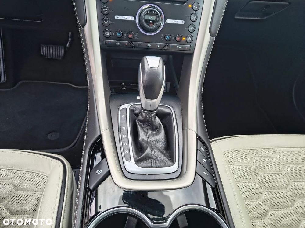 Ford Mondeo 2.0 TDCi STart-Stopp PowerShift-Aut Vignale - 12