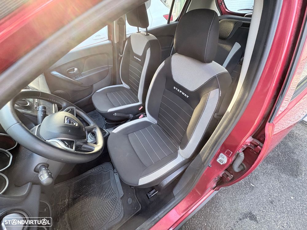 Dacia Sandero 0.9 TCe Stepway - 8