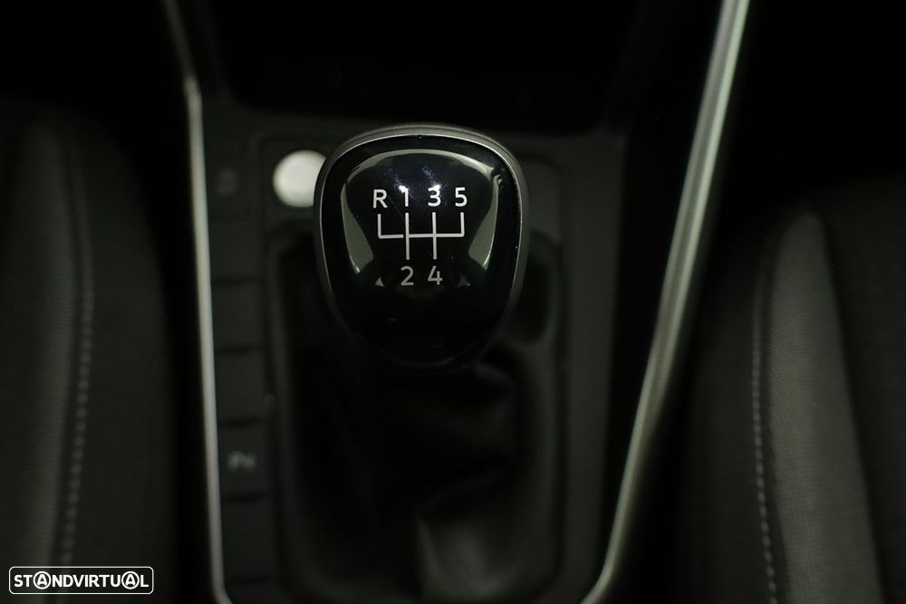 VW Taigo 1.0 TSI Urban - 18