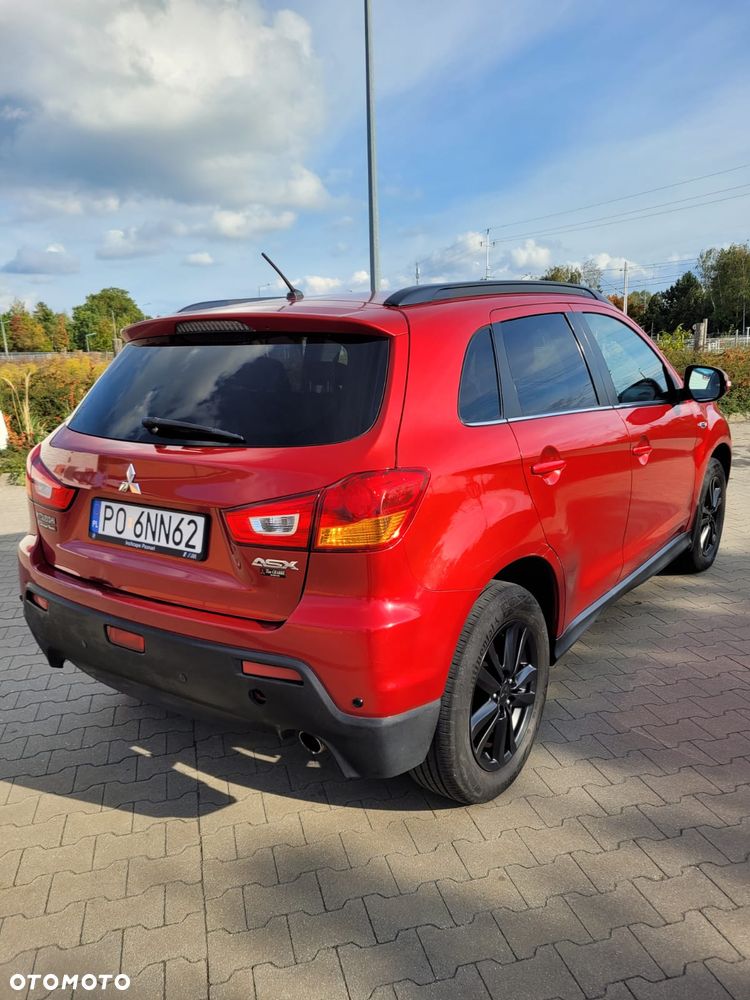 Mitsubishi ASX - 5