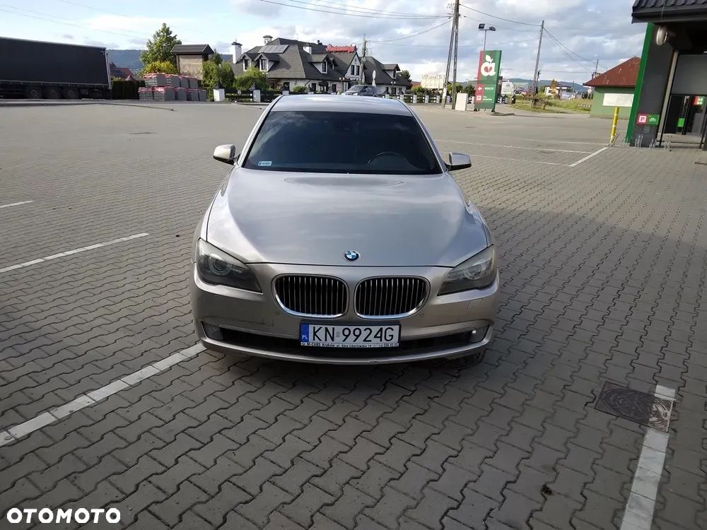 BMW Seria 7 730d Blue Performance - 2
