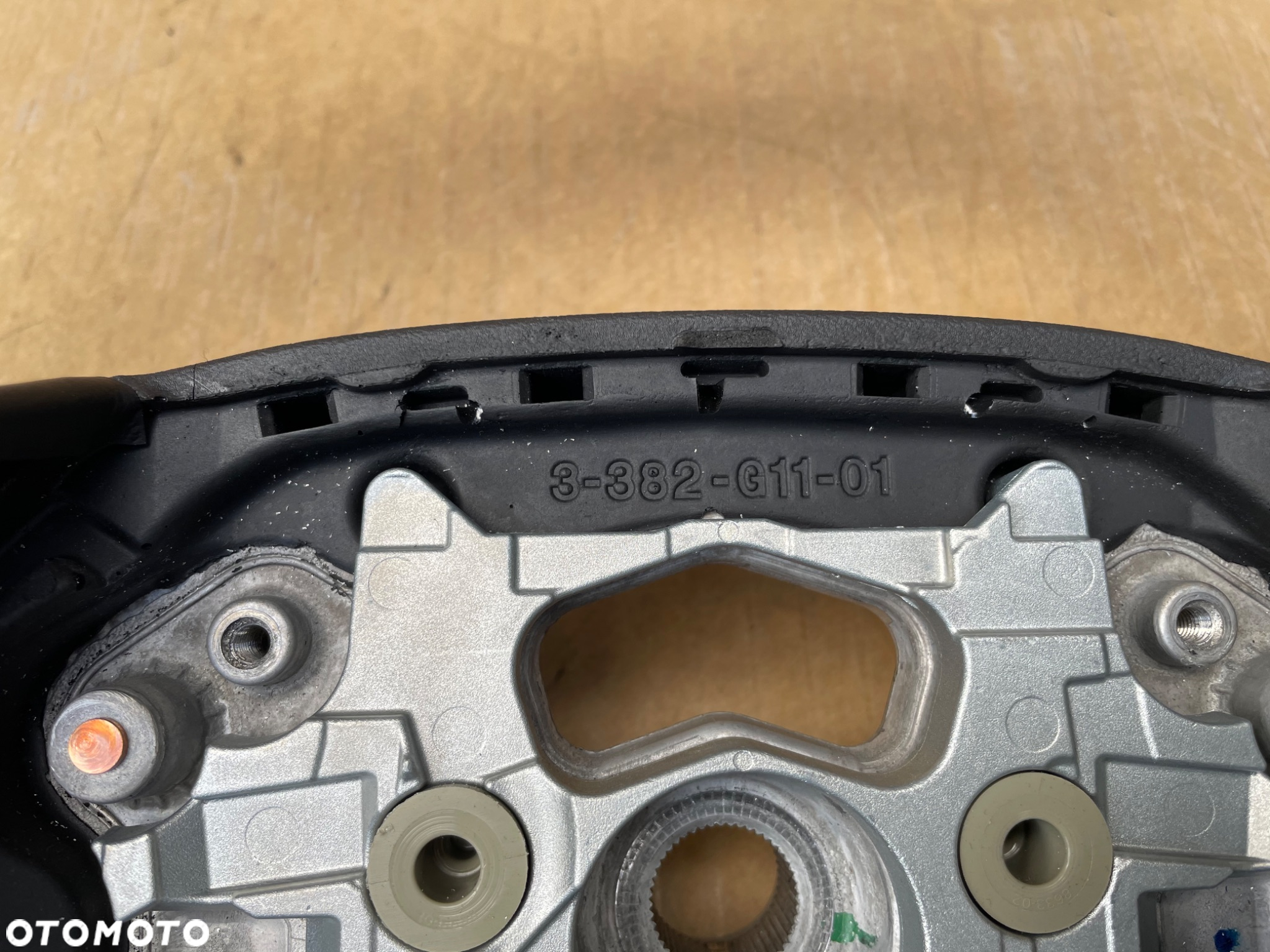 X5 G05 X6 G06 X7 G07 5 G30 G31 7 G11 G12 8 G14 G15 G16 BMW KIEROWNICA  6288904 3382G11 ŁOPATKI - 2