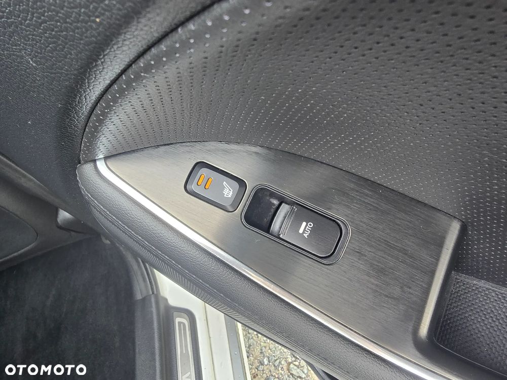 Kia Optima - 12