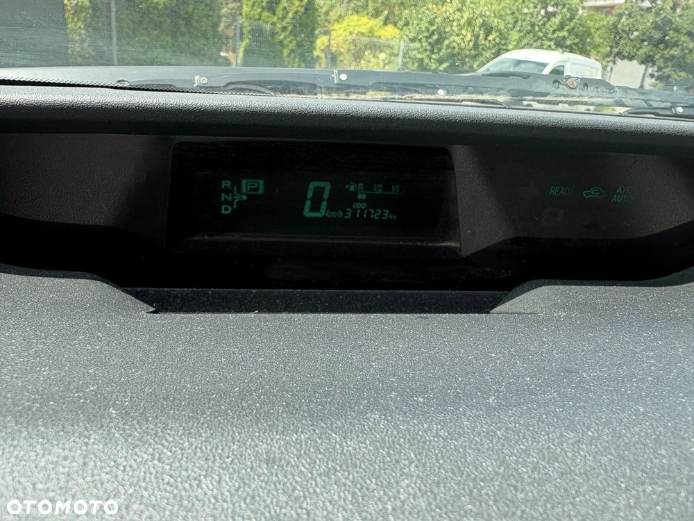 Toyota Prius 1.5 VVT-i Sol (nav) - 3
