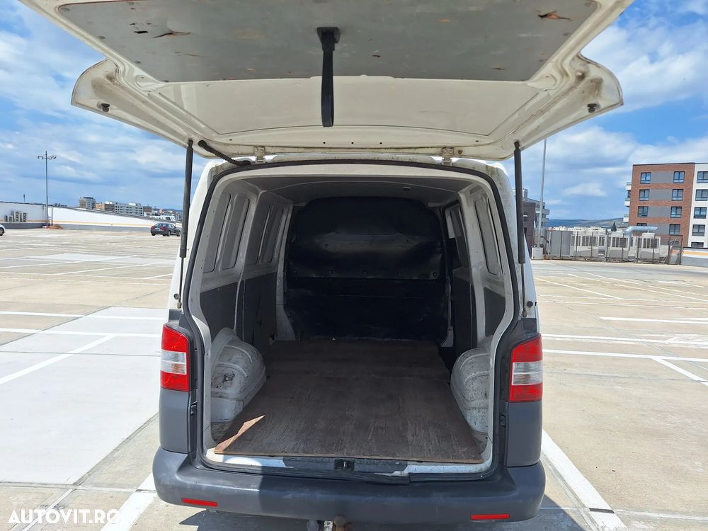 Volkswagen Transporter - 5