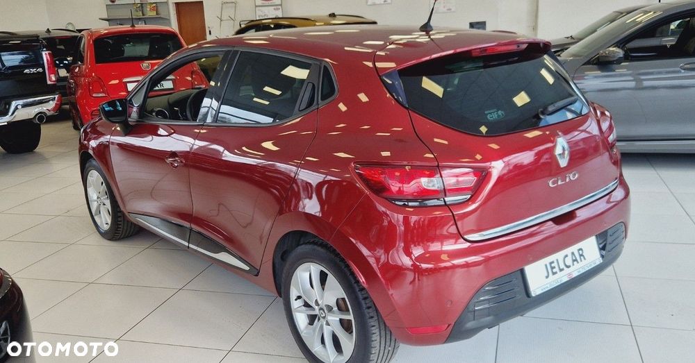 Renault Clio - 5
