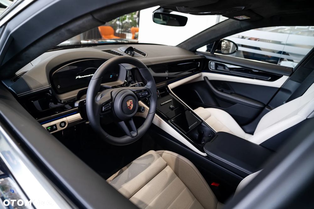 Porsche Panamera 4S E-Hybrid - 12