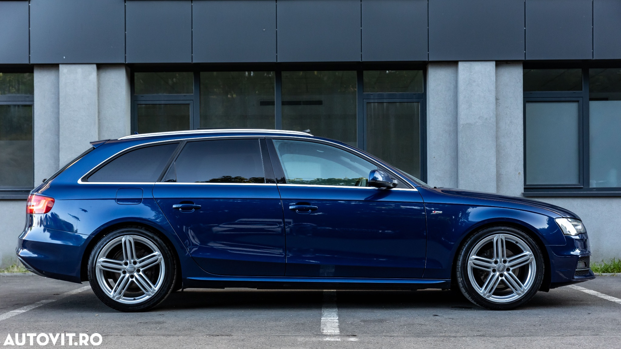 Audi A4 Avant 2.0 TDI DPF clean diesel multitronic S line Sportpaket - 34