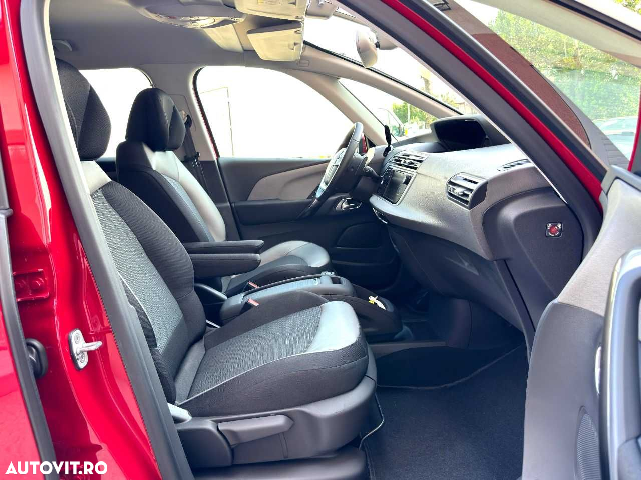 Citroën C4 Grand Space Tourer - 19