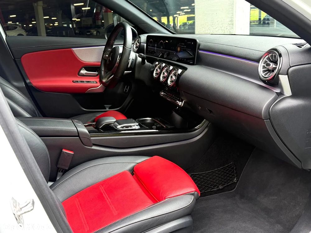 Mercedes-Benz Klasa A 220 AMG Line 7G-DCT - 7