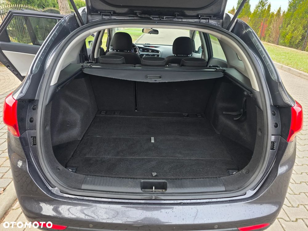 Kia Ceed 1.6 CRDi SCR L Business Line Plus - 15