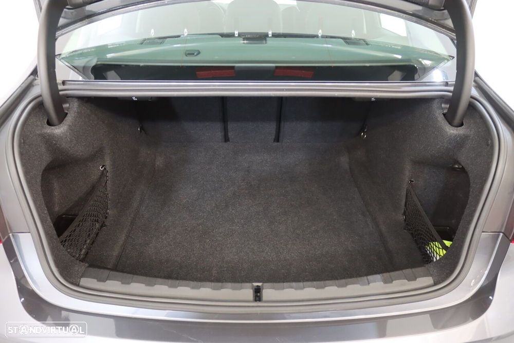 BMW 320 d Line Sport Auto - 28