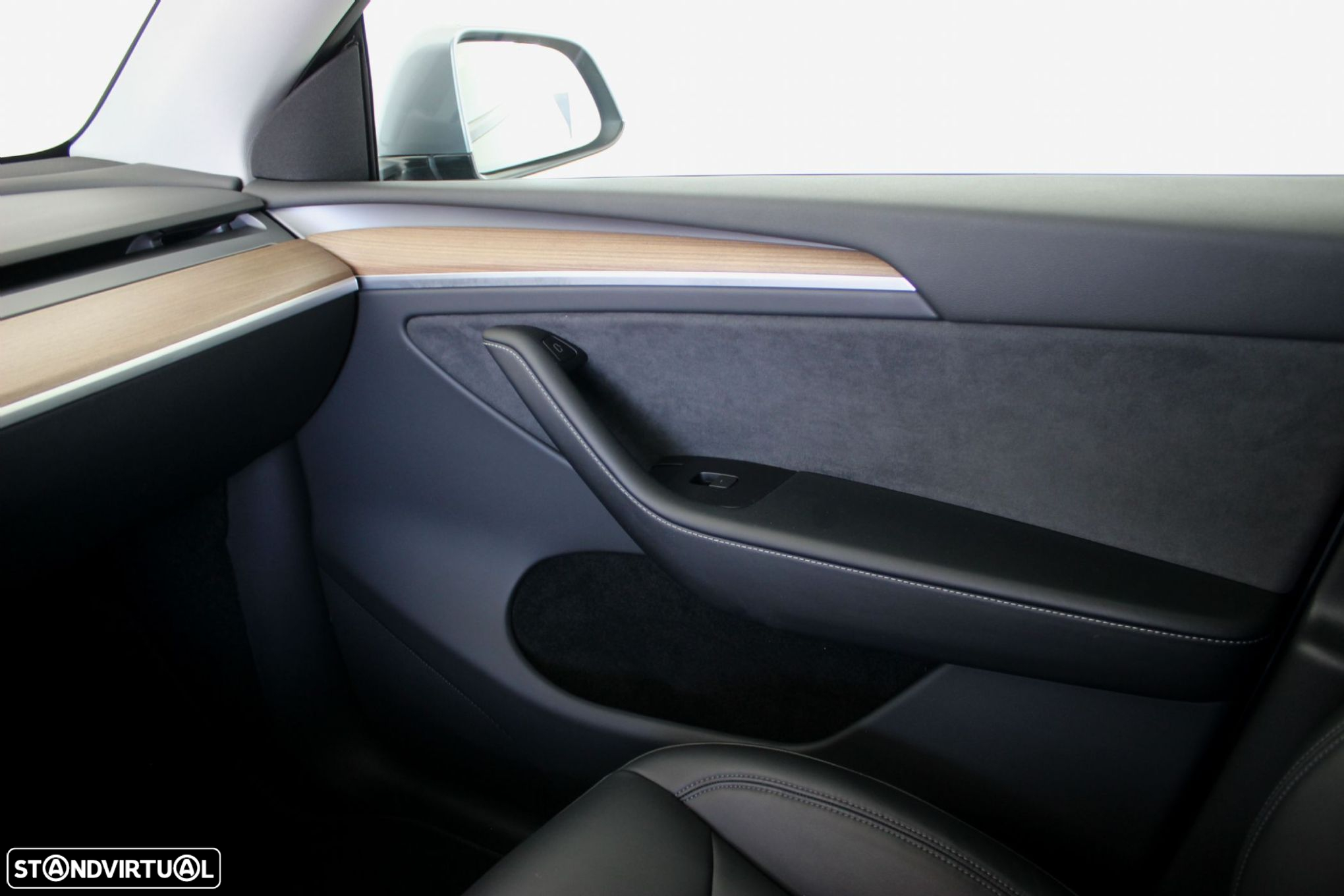 Tesla Model Y Performance Tração Integral - 14