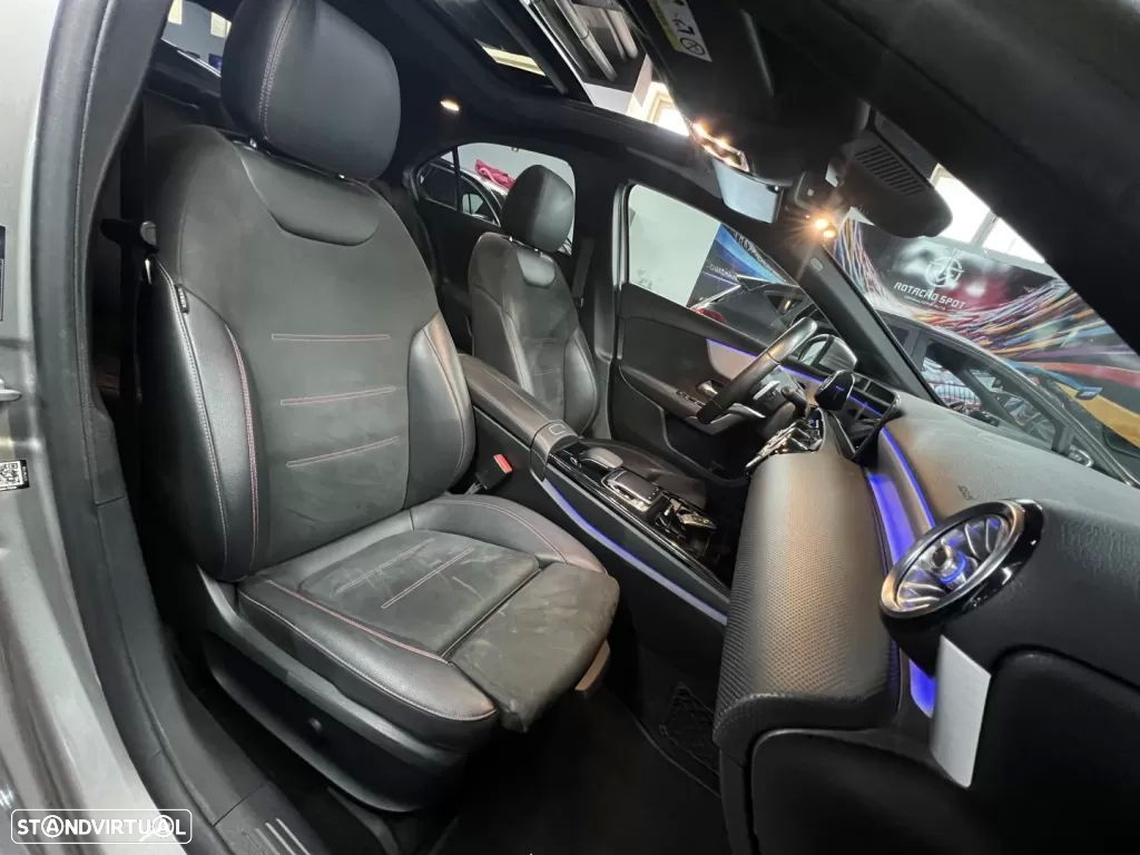 Mercedes-Benz A 250 Limousine e AMG Line - 4