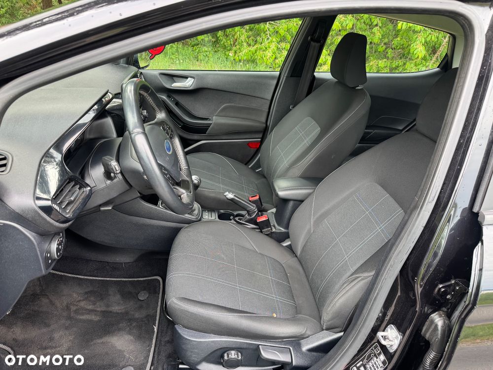 Ford Fiesta 1.0 EcoBoost S&S TITANIUM - 22