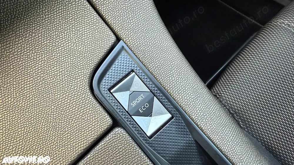 DS Automobiles DS 7 Crossback - 9