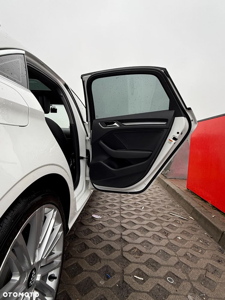 Audi A3 Sportback - 14