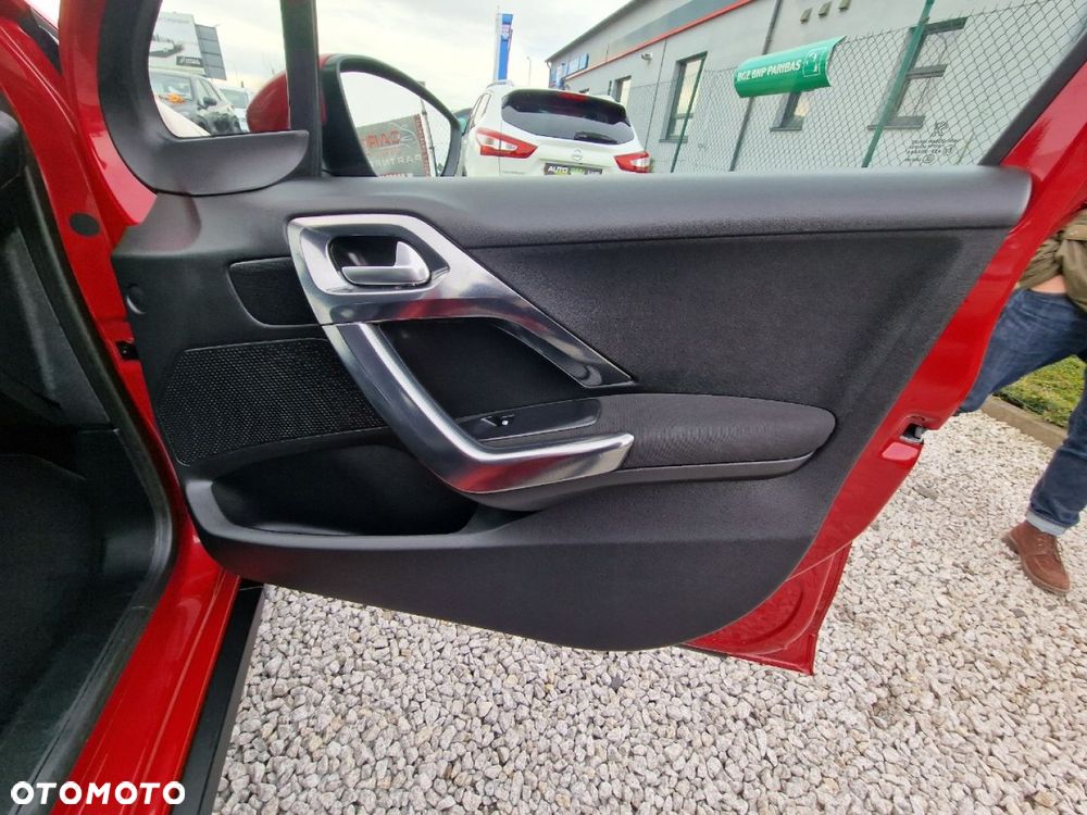 Peugeot 2008 - 25