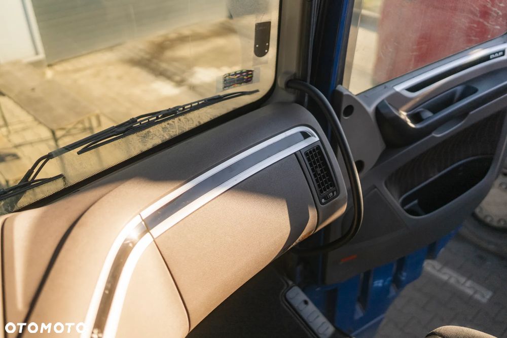 DAF 480 Super Space Cab - 12