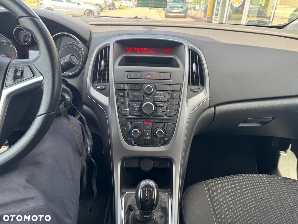 Opel Astra 1.6 Essentia - 16