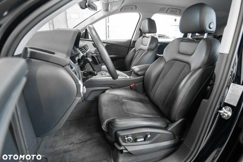 Audi Q7 - 23