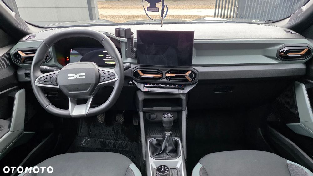 Dacia Bigster 1.2 TCe mHEV Extreme 4x4 - 30