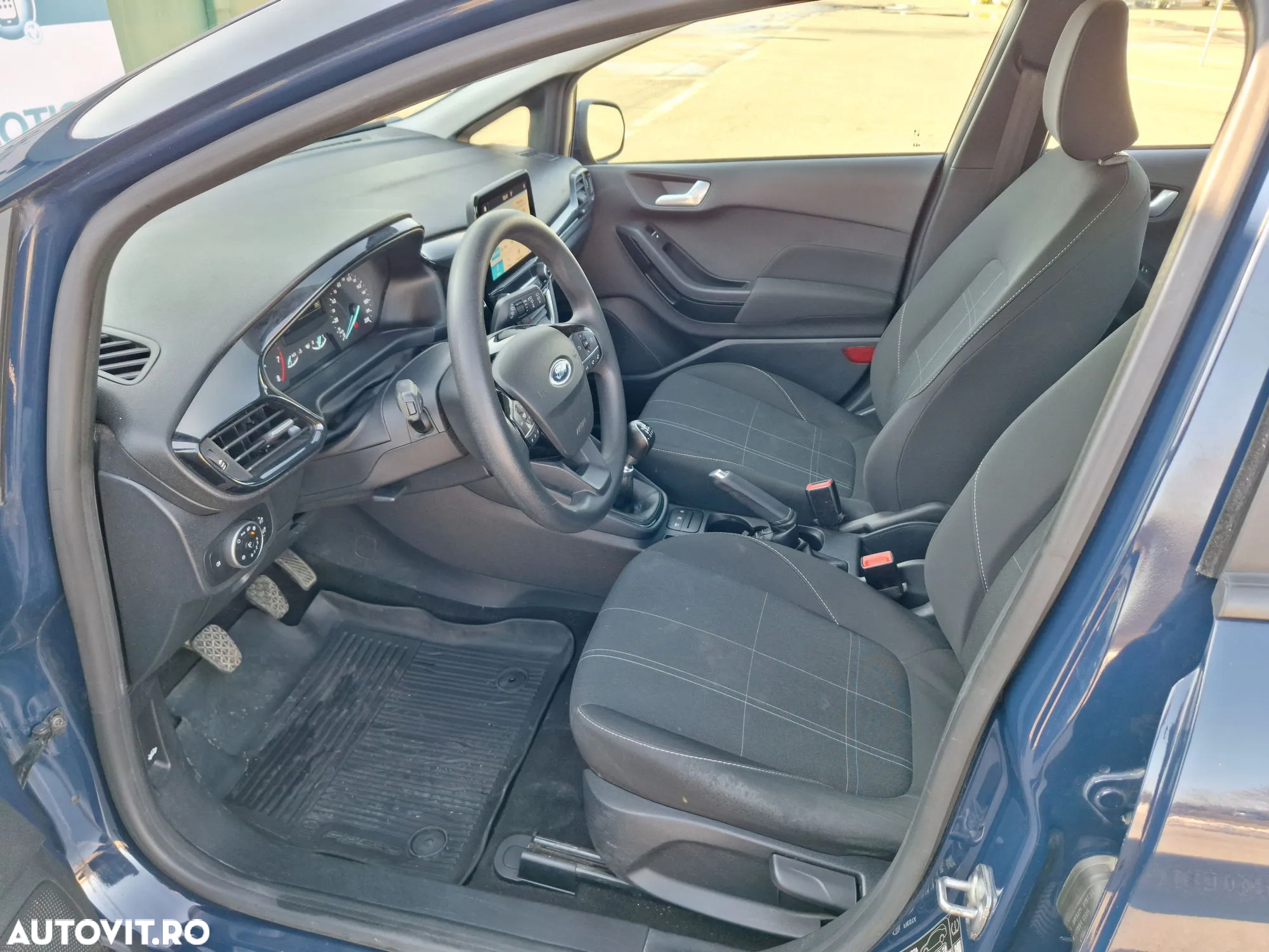 Ford Fiesta - 10