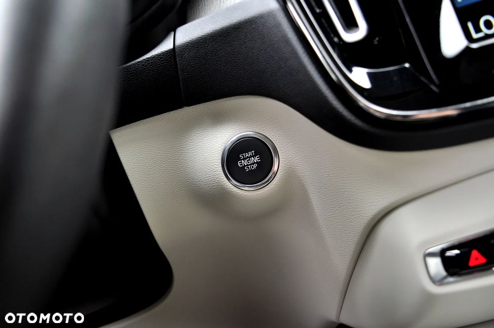 Volvo XC 40 T3 Inscription - 33