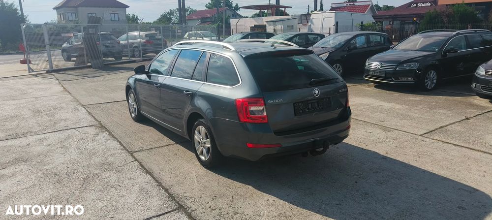 Skoda Octavia 1.6 TDI Ambiente - 16