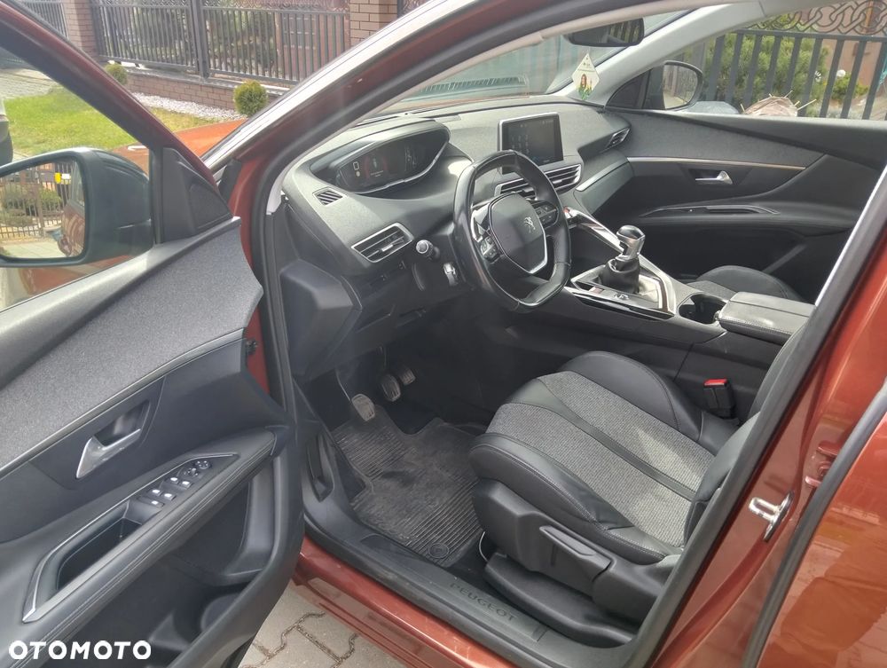 Peugeot 3008 PureTech 130 Stop & Start GPF Allure - 12