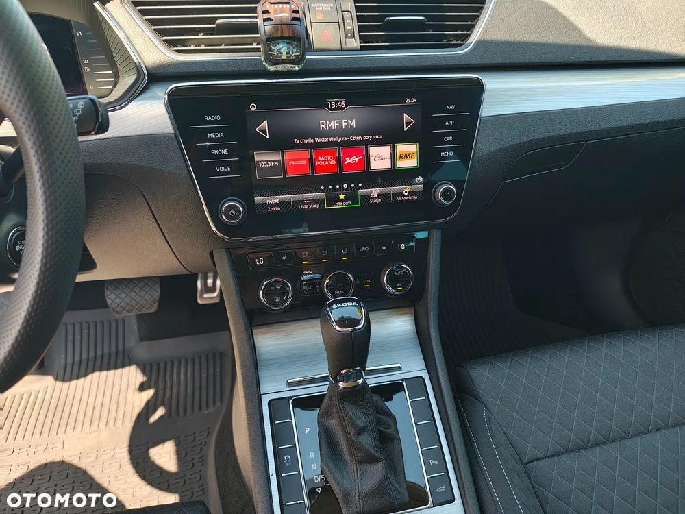 Skoda Superb 2.0 TSI Ambition DSG - 10
