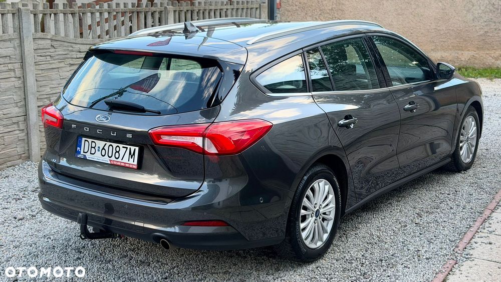 Ford Focus - 13
