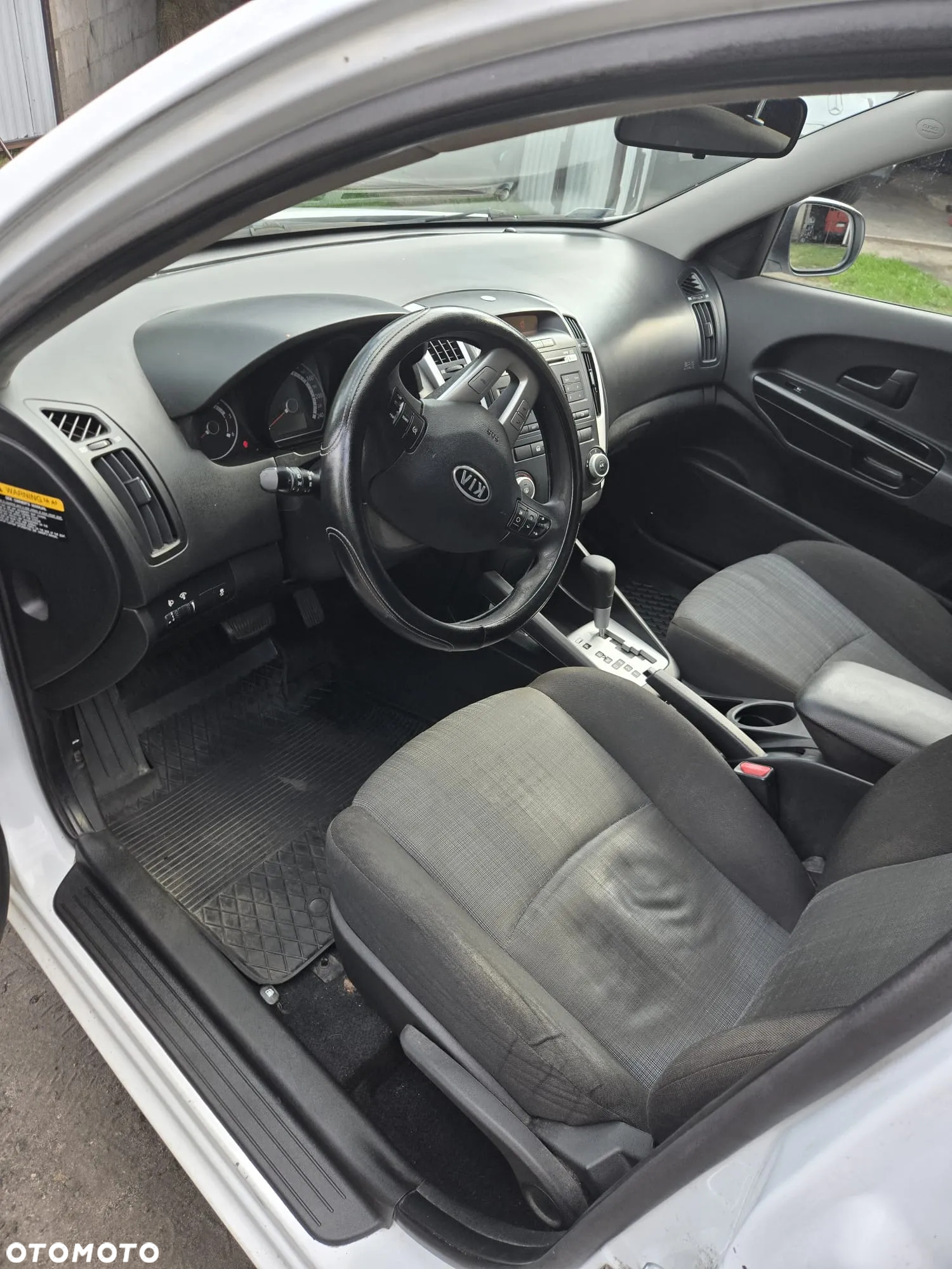 Kia Ceed - 6